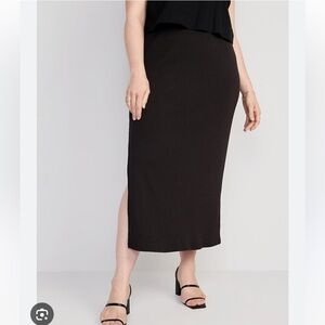 NWT Old Navy Ribbed Midi Skirt